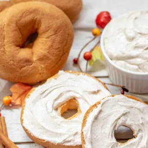 Plain Bagel w/ Cream Cheese