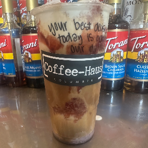 Bluberry Latte w/ Banana Creme Cold Foam